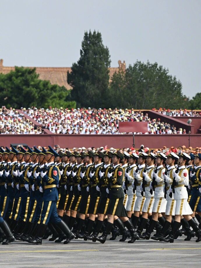 1758002762952078.jpg 165a29a2c4f3e73954cd934e366f168d.jpg